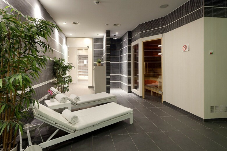 Hotel Eurostars Book