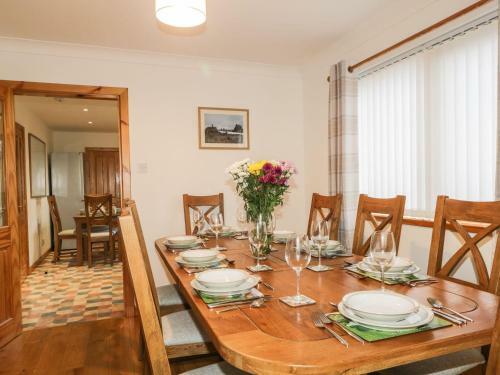 12 Loch Na Leoba Road, Newtonmore
