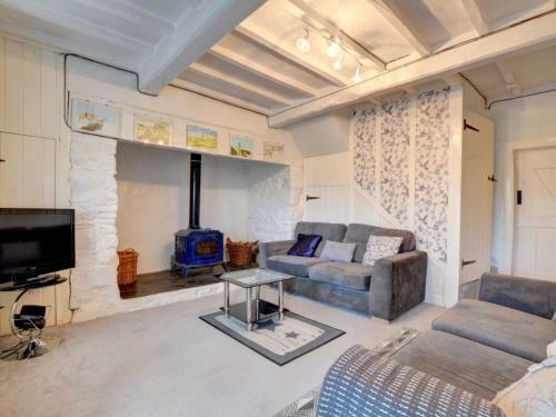 Holiday Home Coedpoeth