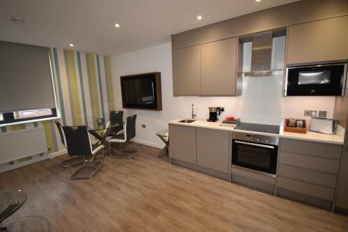 Shortletting By Centro Apartments Milburn House - Mk