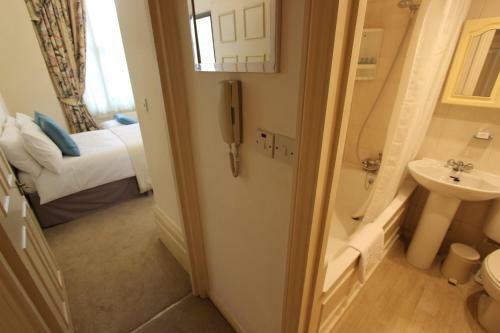 Stay-in Apartments Queensway