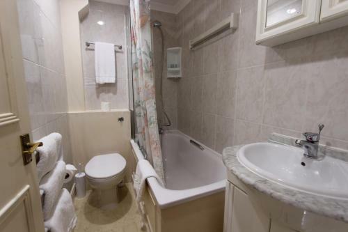 Stay-in Apartments Queensway