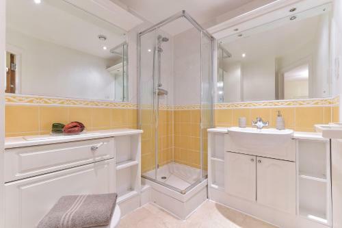 South Bank N�k� Apartments