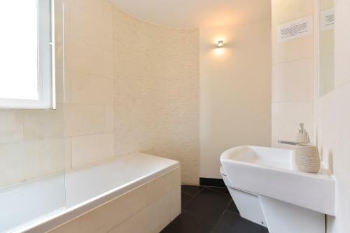 South Bank N�k� Apartments