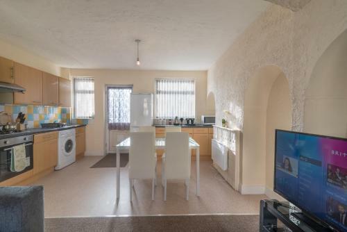 Apartamento Two Bedroom Fully Serviced House