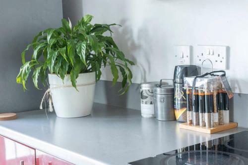 Apartamento Cosy Central 3 Bed Property W/ Balcony - Sleeps 6
