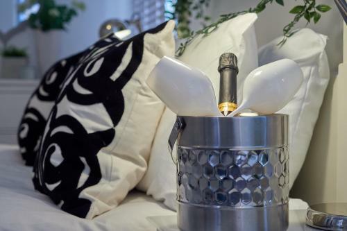 Willow House Luxury Serviced Apartments Lets Manchester