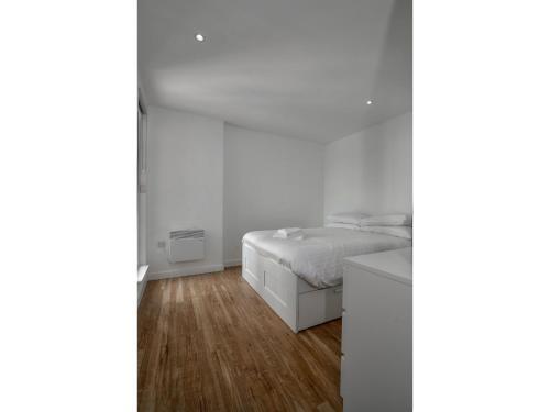 Stunning & Spacious 2br Apartment In Mediacityuk