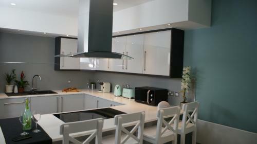 Aparthotel St Anns Square Apartments