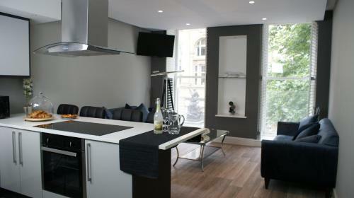 Aparthotel St Anns Square Apartments