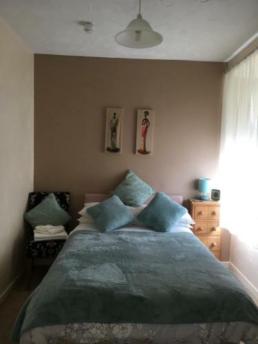 Hostal Astonwood Hotel