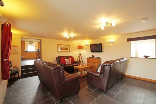 Bythynnod Lleuddad Cottages