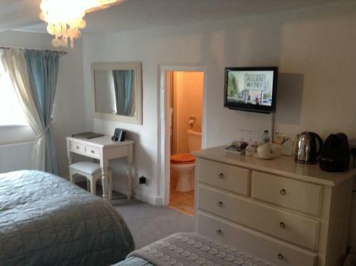 Birtles Farm Bed And Breakfast