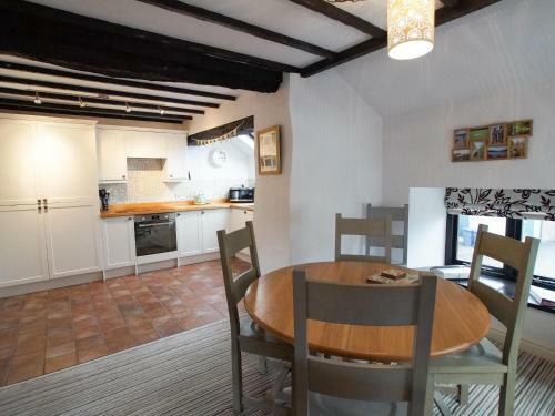 Laurel Cottage, Near Newby Bridge