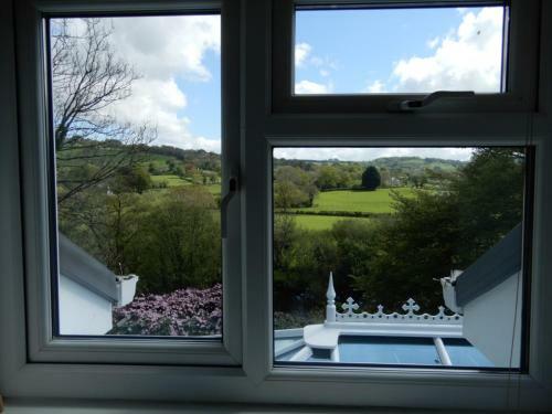 Bed & Breakfast Teifi Riverbank At Glas Y Dorlan