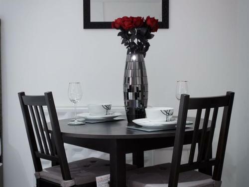 Shaftesbury Apartment