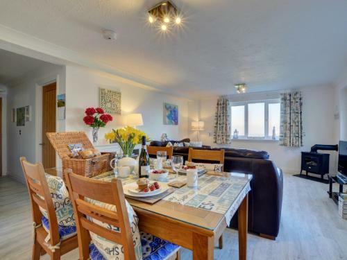 Stylish Apartment In Ilfracombe Near Beach