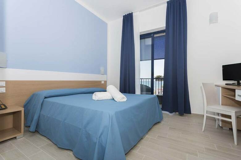 Hotel Ticho`s Club