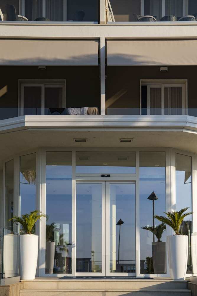 Hotel Ticho`s Club