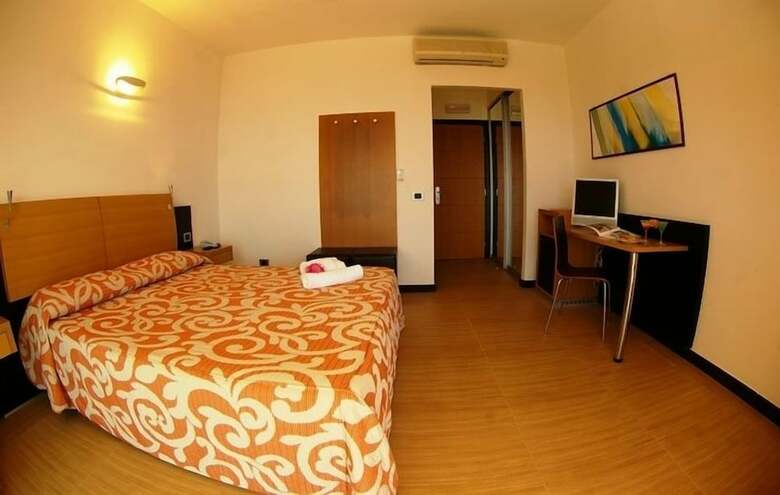 Hotel Villaggio Scoglio Della Galea
