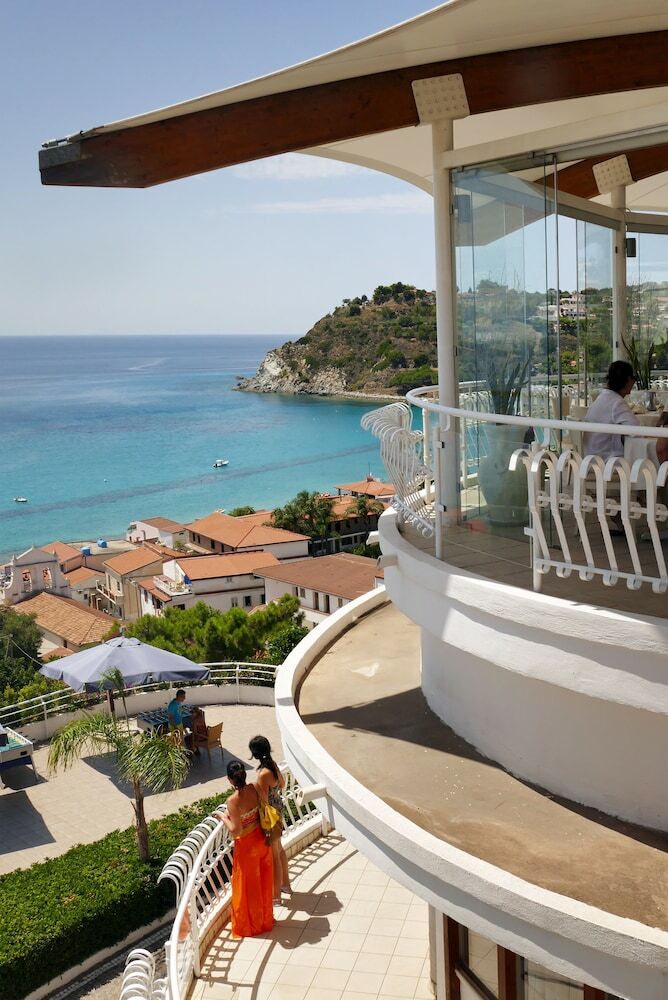 Hotel Villaggio Scoglio Della Galea