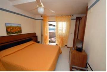 Hotel Baia Del Sorriso