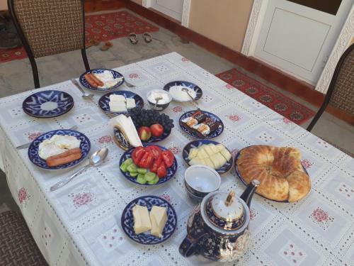 Amir-yaxyo Hotel