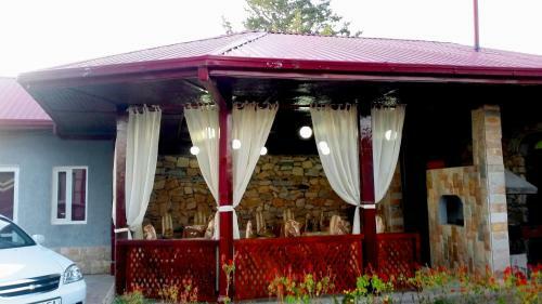 Hotel Gulmira And Ko On Reshetnikova 2 B