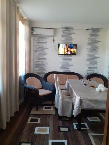 Bed & Breakfast Uyut