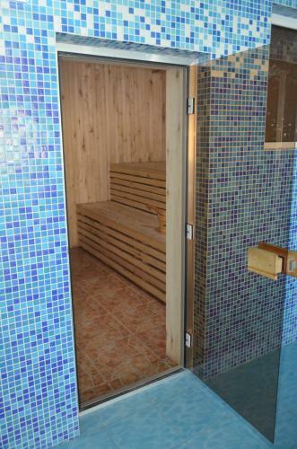 Grand Silk Road Hotel