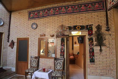 Hostal Sherxan House