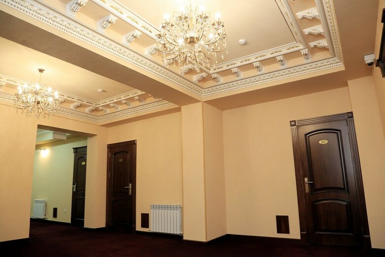 Hotel Grand Capital