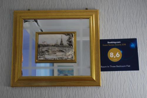 Room In Three Bedroom Flat