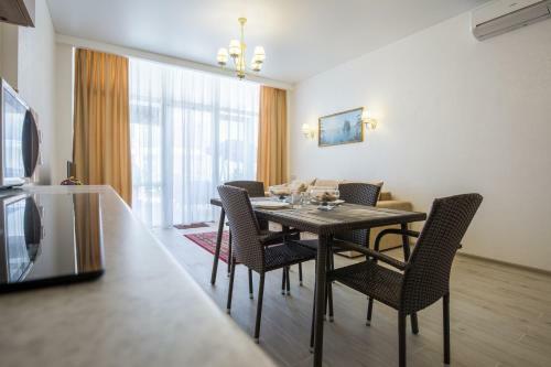 Gold Bugaz Apartment Near The Sea