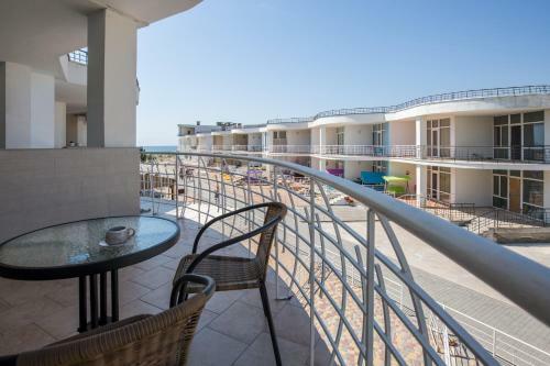 Gold Bugaz Apartment Near The Sea