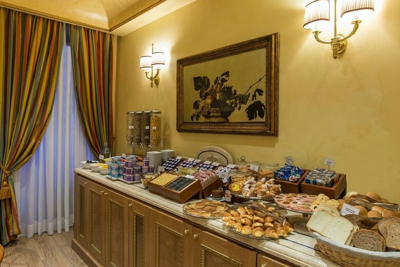 River Palace Hotel