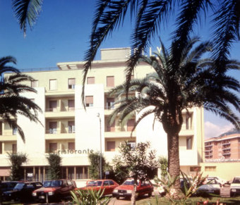 Hotel Jolly