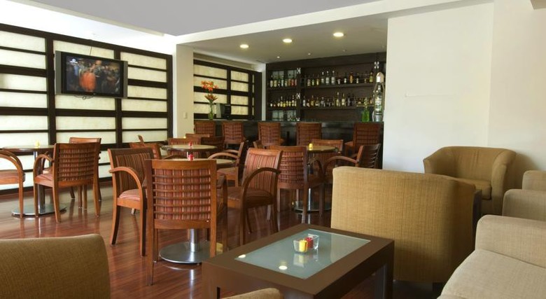 Hotel Fiesta Inn Perinorte