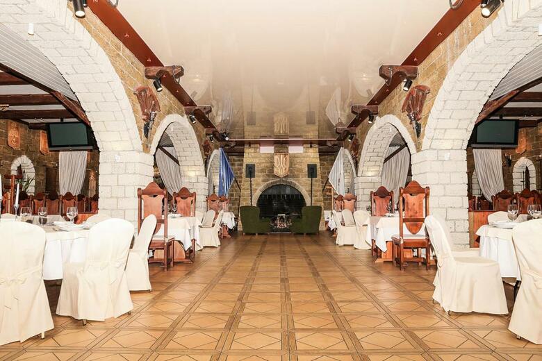 Kiev Hotel Fortetsya Hetmana