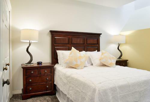 Vine Village Apartments