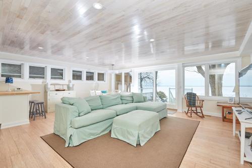 Executive Sunset Pointe