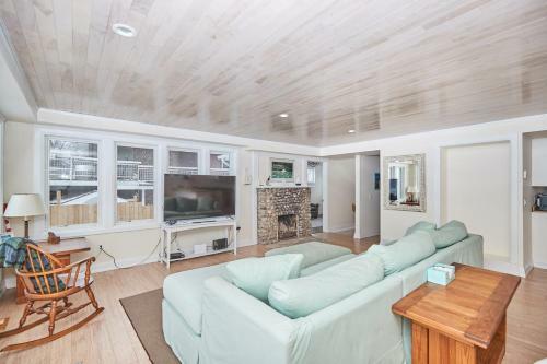 Executive Sunset Pointe