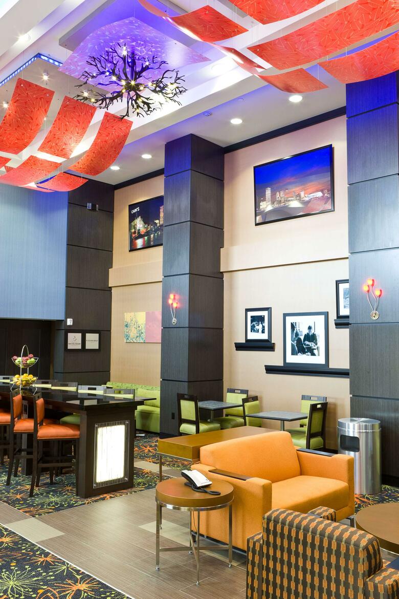 Hotel Hampton Inn And Suites Tulsa Central