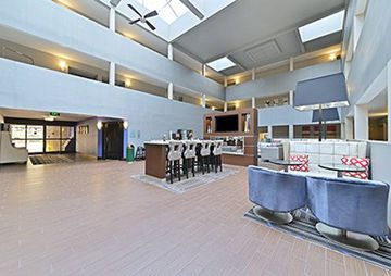 Hotel Quality Suites Nashville Airport