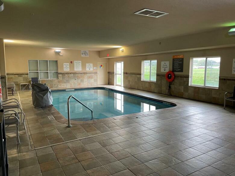 Holiday Inn Express Hotel & Suites Ankeny-des Moines