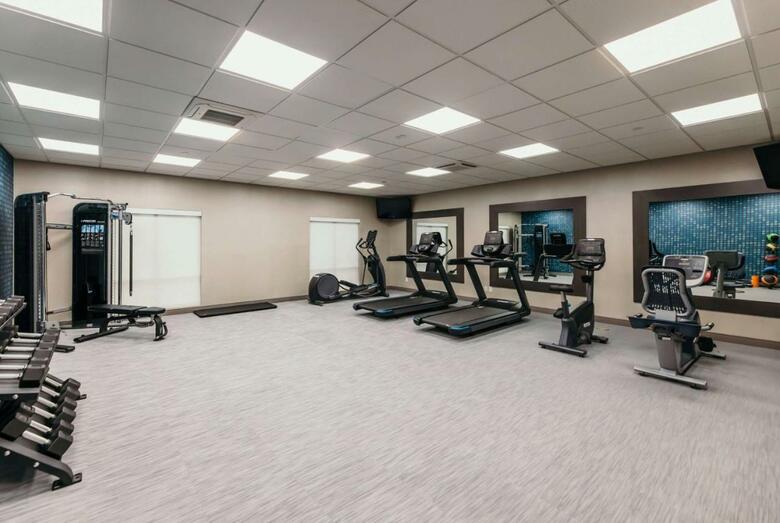 Holiday Inn Express Hotel & Suites Ankeny-des Moines