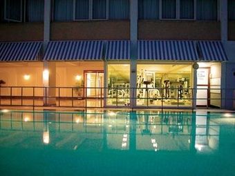 Hotel Gateway Htl On Residency Road