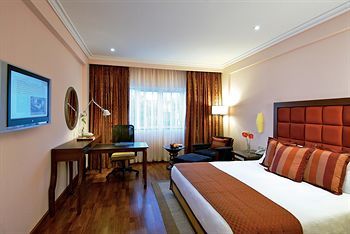 Hotel Gateway Htl On Residency Road