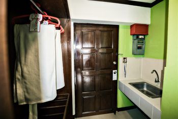 Hotel A-2 House (dlx Fam Room Only)