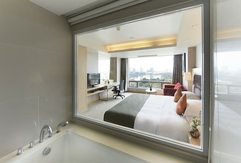 12th Avenue Hotel Bangkok